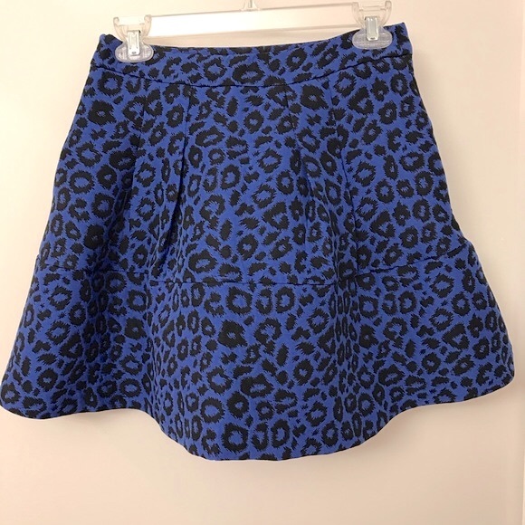 Forever 21 Structured Leopard Print Skirt - Picture 3 of 6
